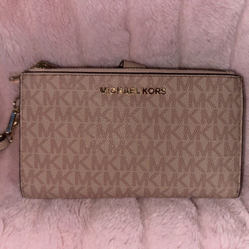 Michael Kors Pink Wristlet